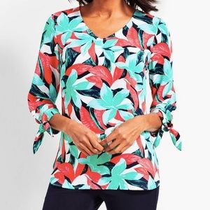Talbots Petite tropical 3/4 tie-sleeve v-neck blouse, size SP